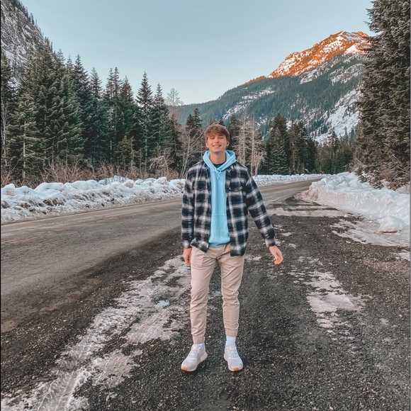 Meet your Posher, Skyler - Picture 1 of 1